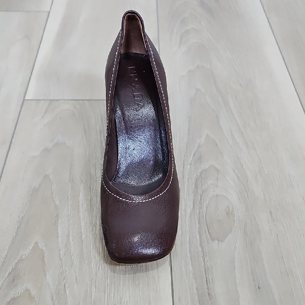 Vintage Prada Dark Brown Leather Heels - Picture 7 of 15